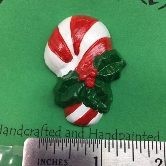 Christmas Pin Brooch Plaster Handcrafted Candy Cane Holly Red White Stripe - Picture 2 of 2